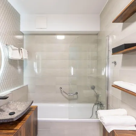 Lakeside Apartment Sunset Resort 公寓 *